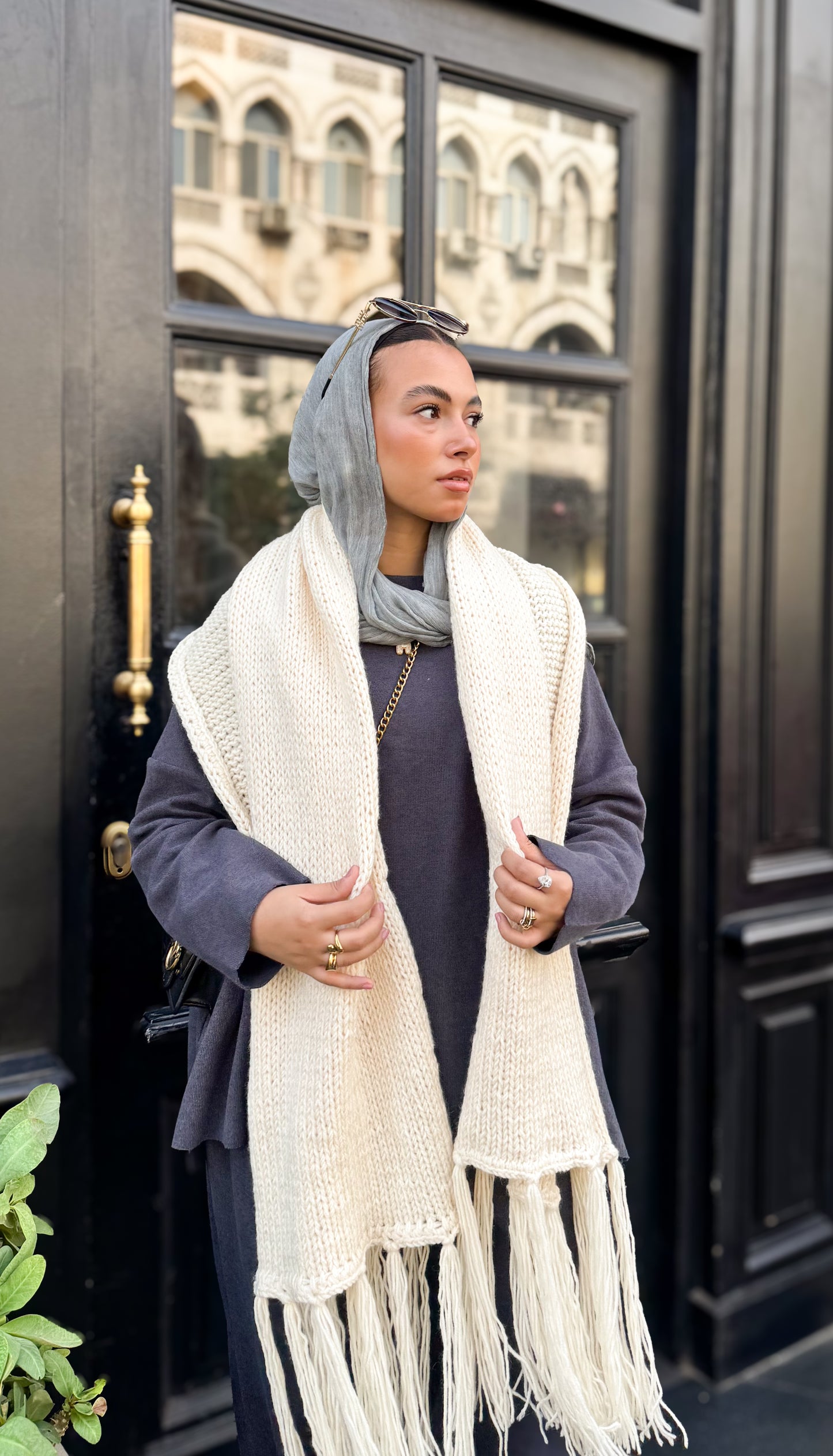 Knitwear hand made heavy shawl