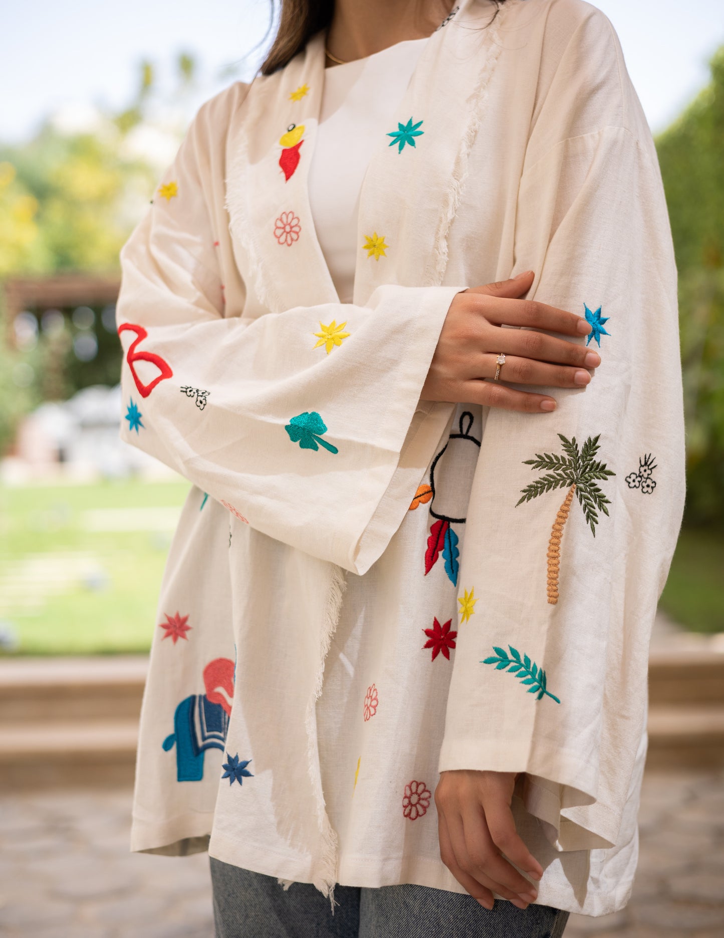 Embroidery linen kimono