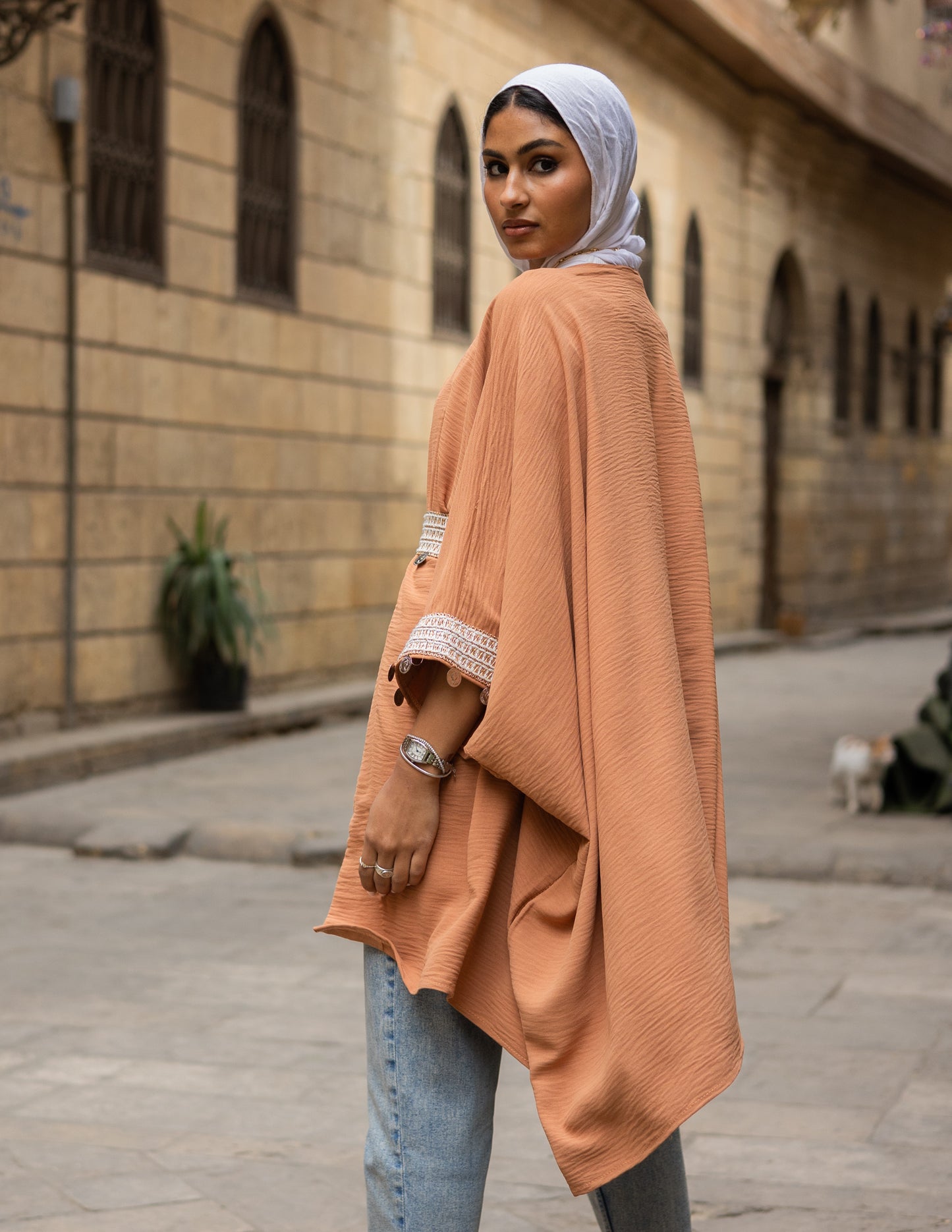 Linen cape with embroidery belt