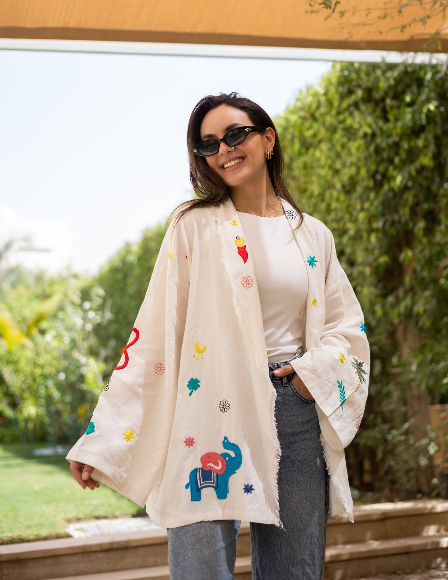 Embroidery linen kimono