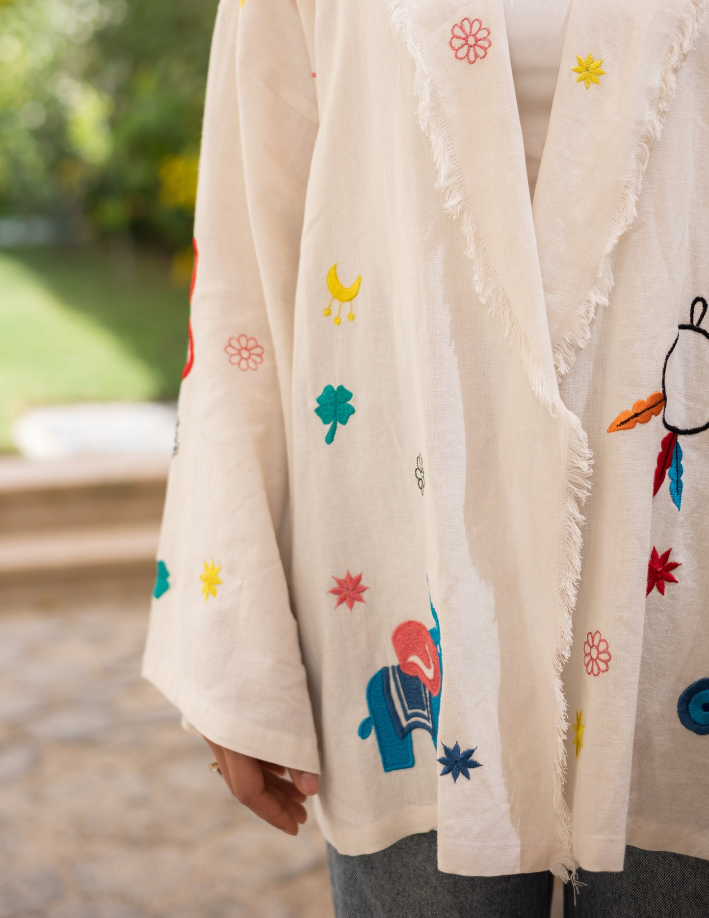 Embroidery linen kimono